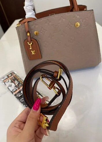 Louis Vuitton Çanta cüzdan askılı omuz çantası küçük çanta