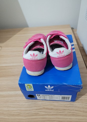 28 Beden Adidas Kız Çocuk Pembe Spor Ayakkabı