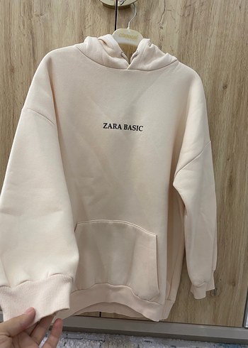 ZARA Sweatshirt
