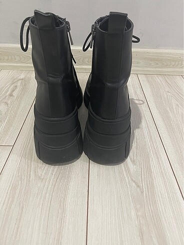 38 Beden Bershka bot