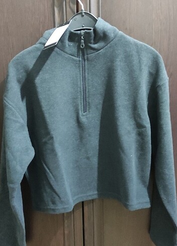 TRENDYOL FERMUARLI SWEATSHİRT