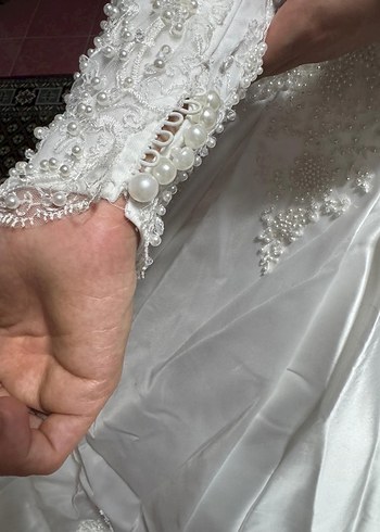 36 Beden Uzun Kollu Boncuk İşlemeli Prenses Gelinlik