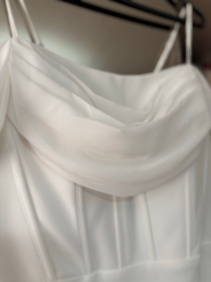 Uzun Beyaz A Kesim Straplez Gelinlik - Görsel 4