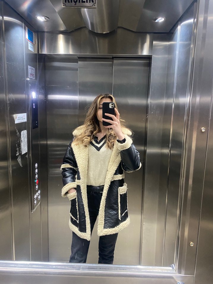 Siyah Kürklü Deri Midi Ceket - Görsel 2