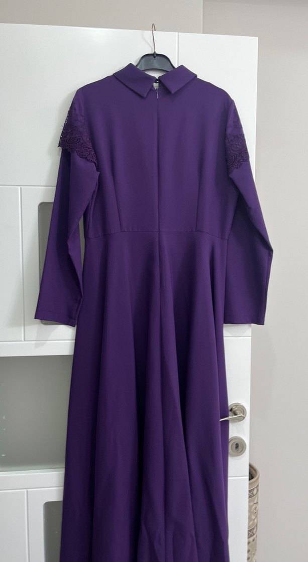 Diger Mor Uzun Kollu Dantel Detaylı Elbise - Görsel 2