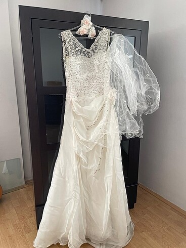 1 kere giyilmiş efsane gelinlik - Görsel 10