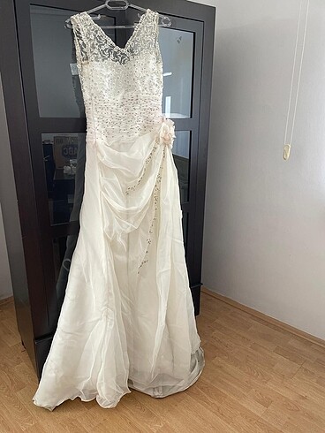 1 kere giyilmiş efsane gelinlik - Görsel 9