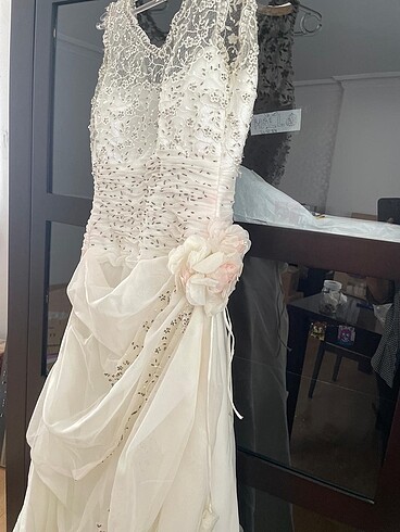 1 kere giyilmiş efsane gelinlik - Görsel 16