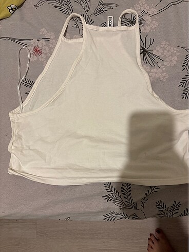 H&M crop