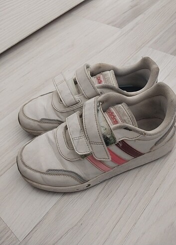 Adidas kız çocuk spor ayakkabı