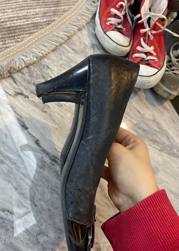 Siyah Deri Topuklu Tokalı Kadın Ayakkabı - Görsel 2