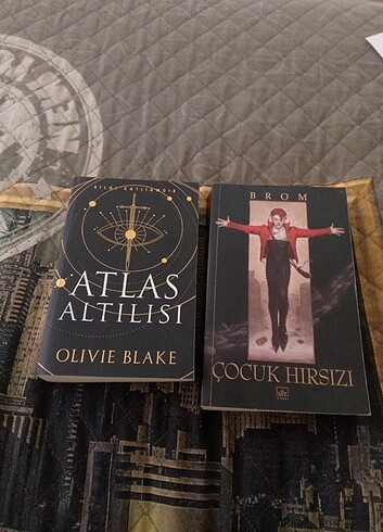 İki kitap