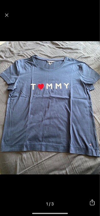 Tommy tshirt