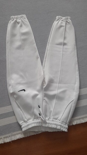 Kadın beyaz eşofman altı  - Görsel 2