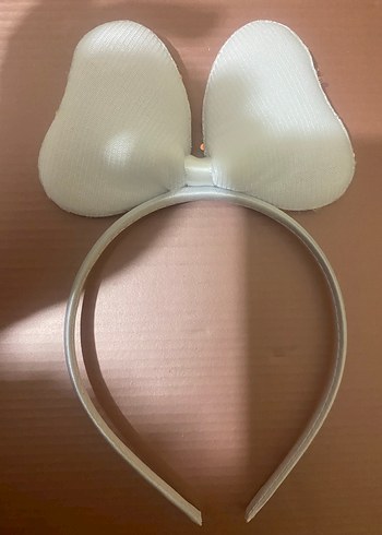 Zara Pullu Pastel Renkli Kız Çocuk Taç