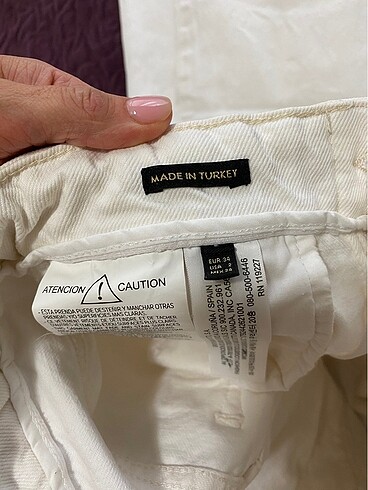 xs Beden beyaz Renk Massimo dutti jean