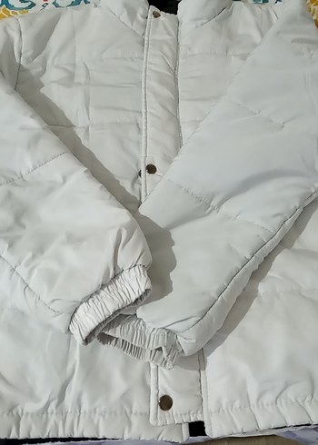 Düğmeli Beyaz mont - Görsel 3