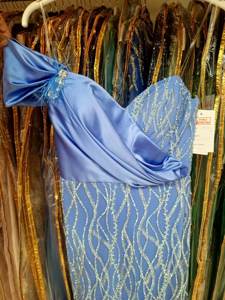 Özel dikimmMavi İşlemeli Drapeli Straplez Abiye Elbise - Görsel 2