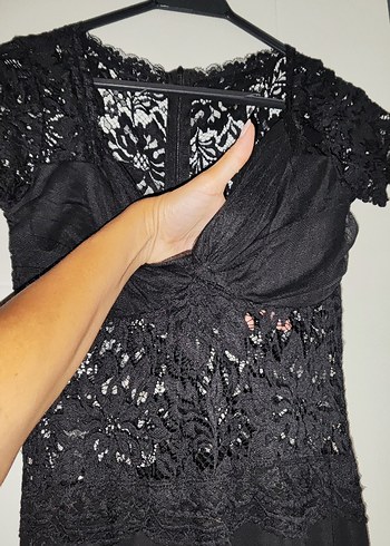 Siyah Dantelli Uzun V Yaka Gotik Elbise - Görsel 5