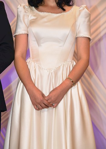 Kısa Kollu, Modern Klasik A Kesim Gelinlik - Görsel 2