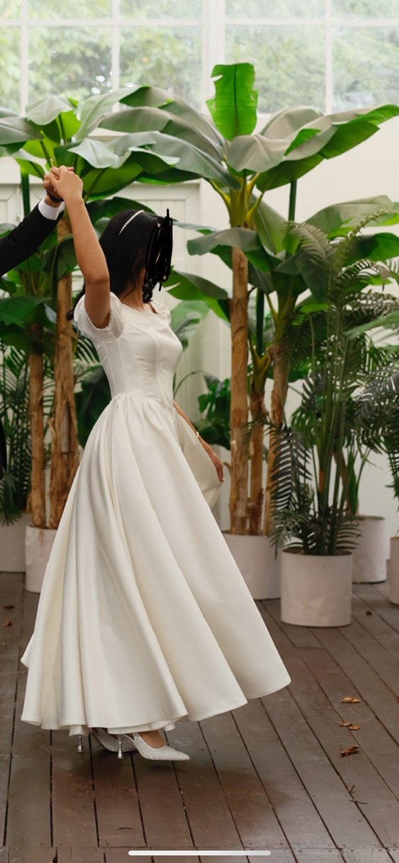 Kısa Kollu, Modern Klasik A Kesim Gelinlik - Görsel 4