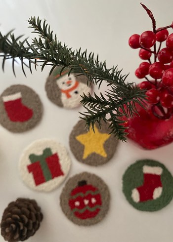 Kardan Adam Desenli Yuvarlak Punch Bardak Altlığı - Görsel 2