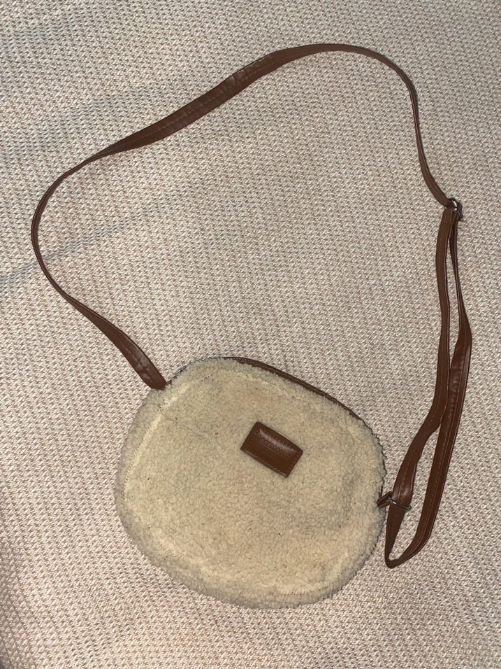 Bej Kadın Peluş Omuz Çantası - Görsel 2