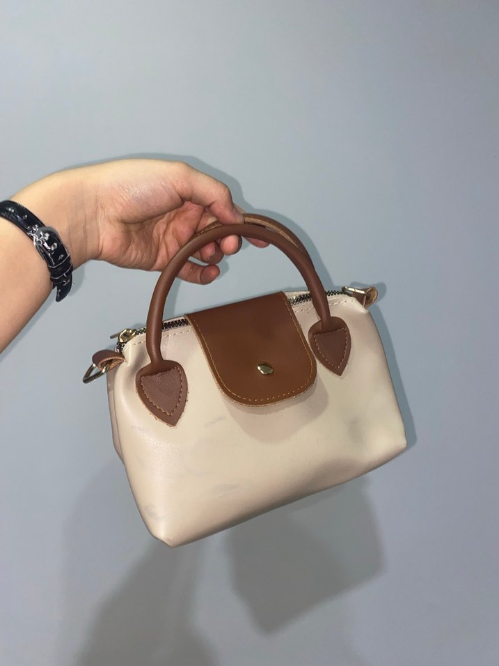 Bej Deri Kadın Çanta - Minimalist Tasarım - Görsel 2