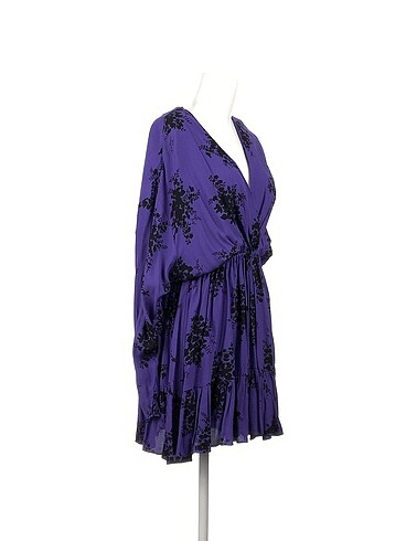 Zara Zara Kısa Elbise %70 İndirimli.