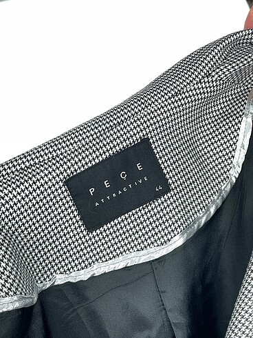 44 Beden çeşitli Renk Diğer Blazer %70 İndirimli.