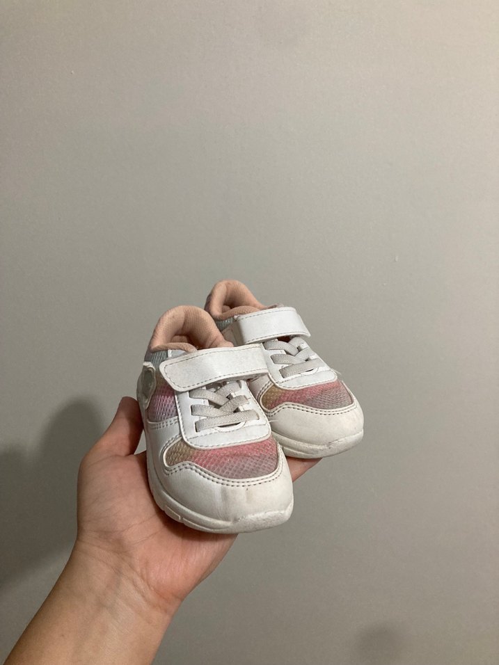Kız Çocuk Beyaz Cırtlı Spor Ayakkabı - Görsel 2