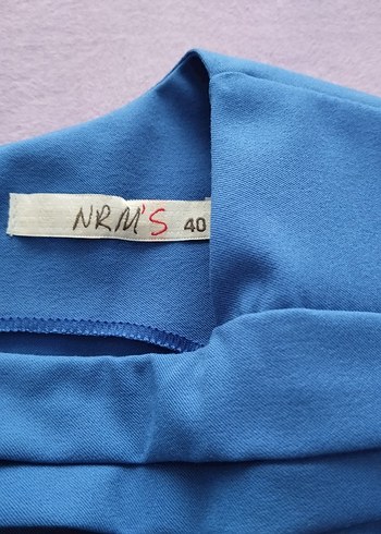 Mavi Pilili Midi Kolsuz Ofis Elbisesi - Görsel 5