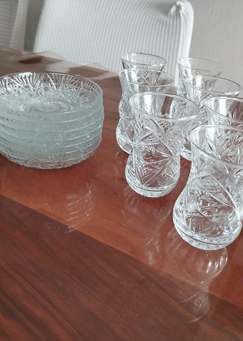 Beden beyaz Renk Kesme İnce Cam Çay Bardağı ve Tabağı