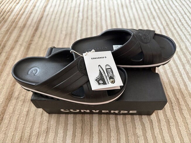 Converse terlik