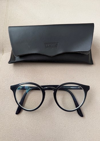 Levis Optik Gozluk