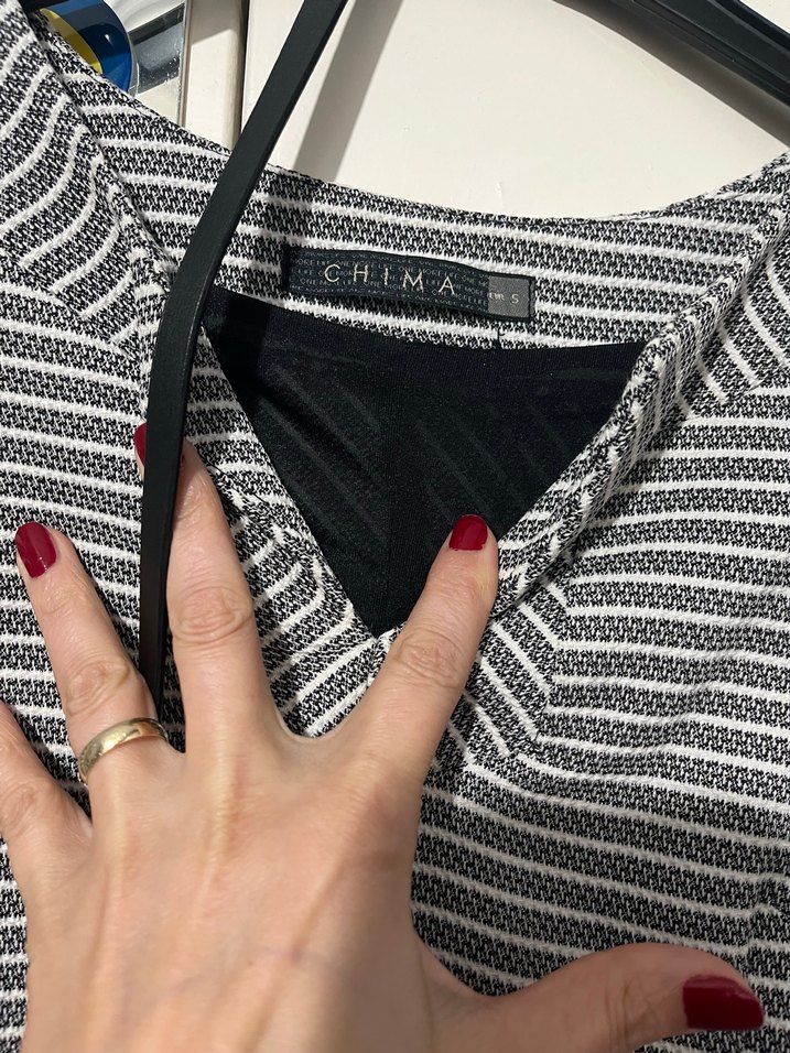 Gri Çizgili V Yaka Midi Elbise - Görsel 2