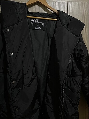 m Beden Stradivarius mont