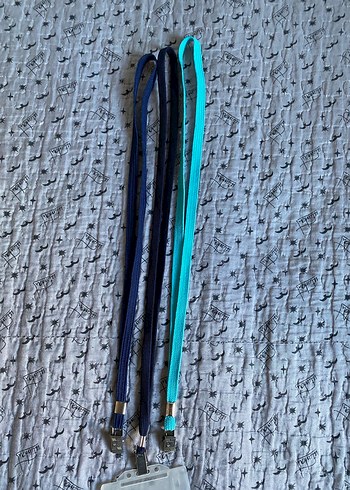 Mavi ve Gri Erkek Rozet Askısı - Görsel 3