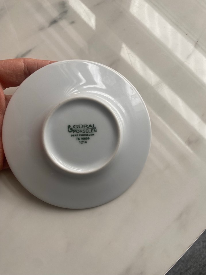 Bordo desenli porselen kahve fincanı tabağı - Görsel 3