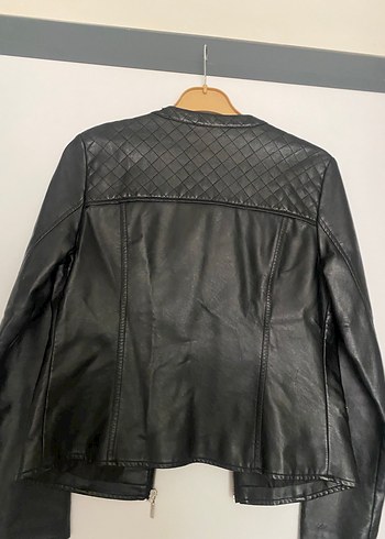 Kadın Siyah Deri Fermuarlı Ceket - Görsel 2