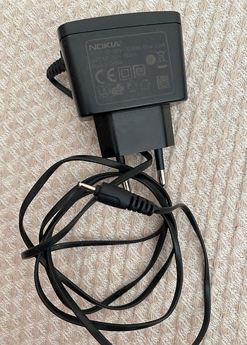 Siyah Nokia Telefon Şarj Aleti - Görsel 2
