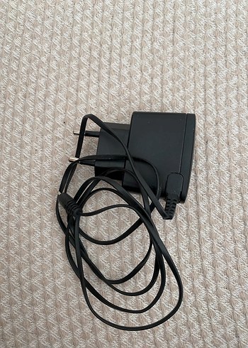 Siyah Nokia Telefon Şarj Aleti - Görsel 4