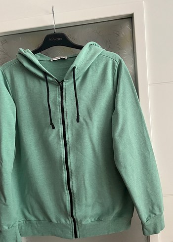 LC Waikiki Mint Yesili Kapusonlu Fermuarli Sweatshirt