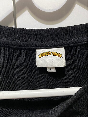 Looney Tunes Sweat