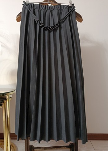Siyah Pilili Uzun Gotik Etek