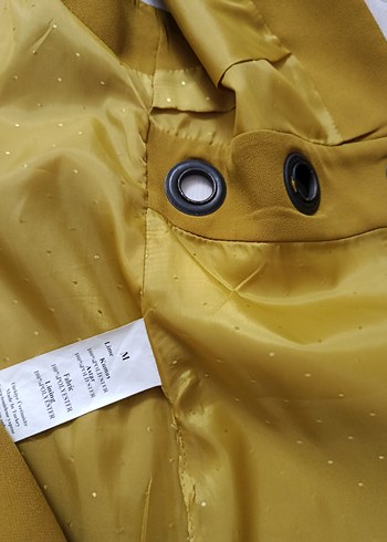 Sarı Düğmeli Kadın Uzun Yelek - Görsel 3