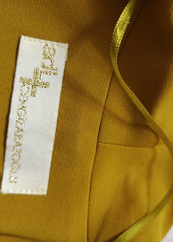 Sarı Düğmeli Kadın Uzun Yelek - Görsel 4