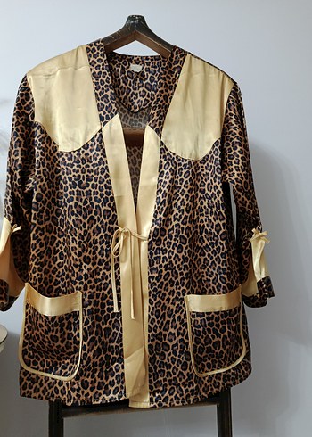 Leopar Desenli Uzun Kadın Sabahlık - Görsel 8