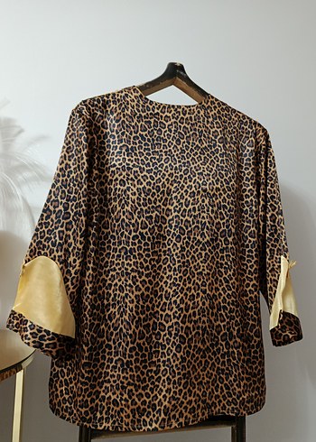 Leopar Desenli Uzun Kadın Sabahlık - Görsel 4