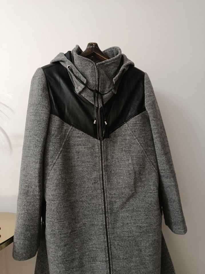 Gri Uzun Yünlü Hamile Kabanı - Görsel 4